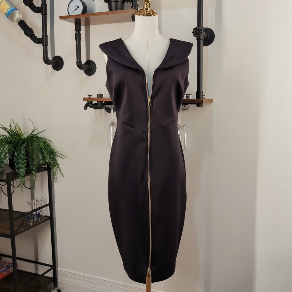 Sleek Enfocus Studio Front-Zip Midi Sheath in Black. Perfect for Office Siren